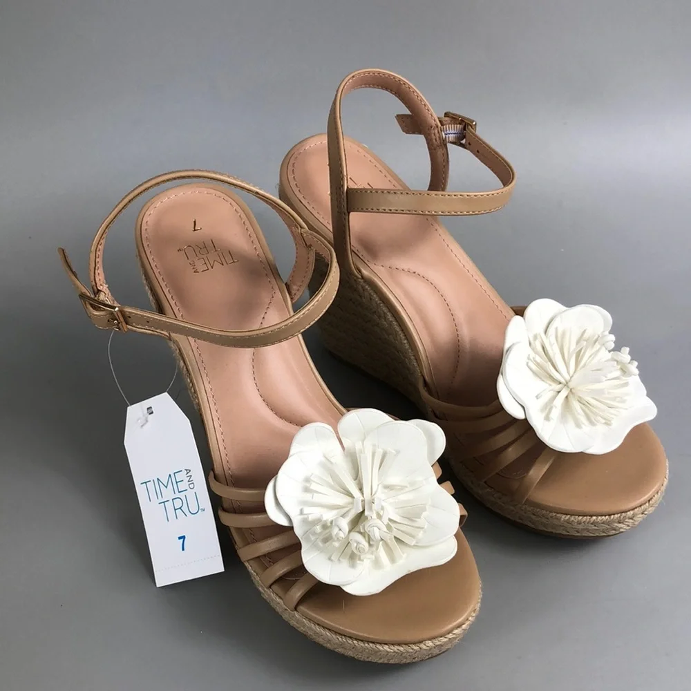 TIME AND TRU Tan Wedge Sandals with White Floral Accent Size 7